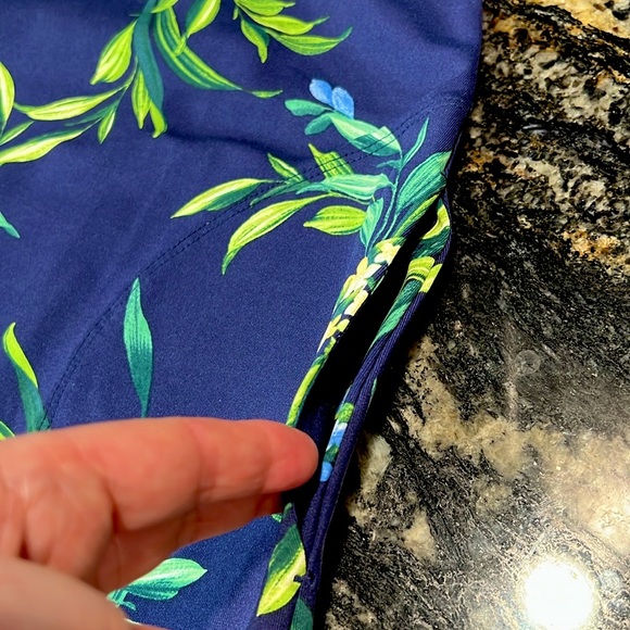 Tommy Bahama Aubrey Floral Glow IslandZone Halter Dress - Picture 12 of 15